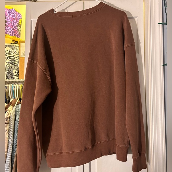 Forever 21 Alaska crew neck - Picture 2 of 2